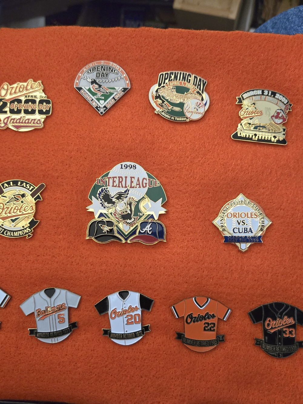 MLB Baltimore Orioles Enamel Pin Collection 16 Different W Case